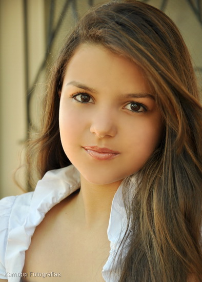 Let�cia Flores Steil - Book